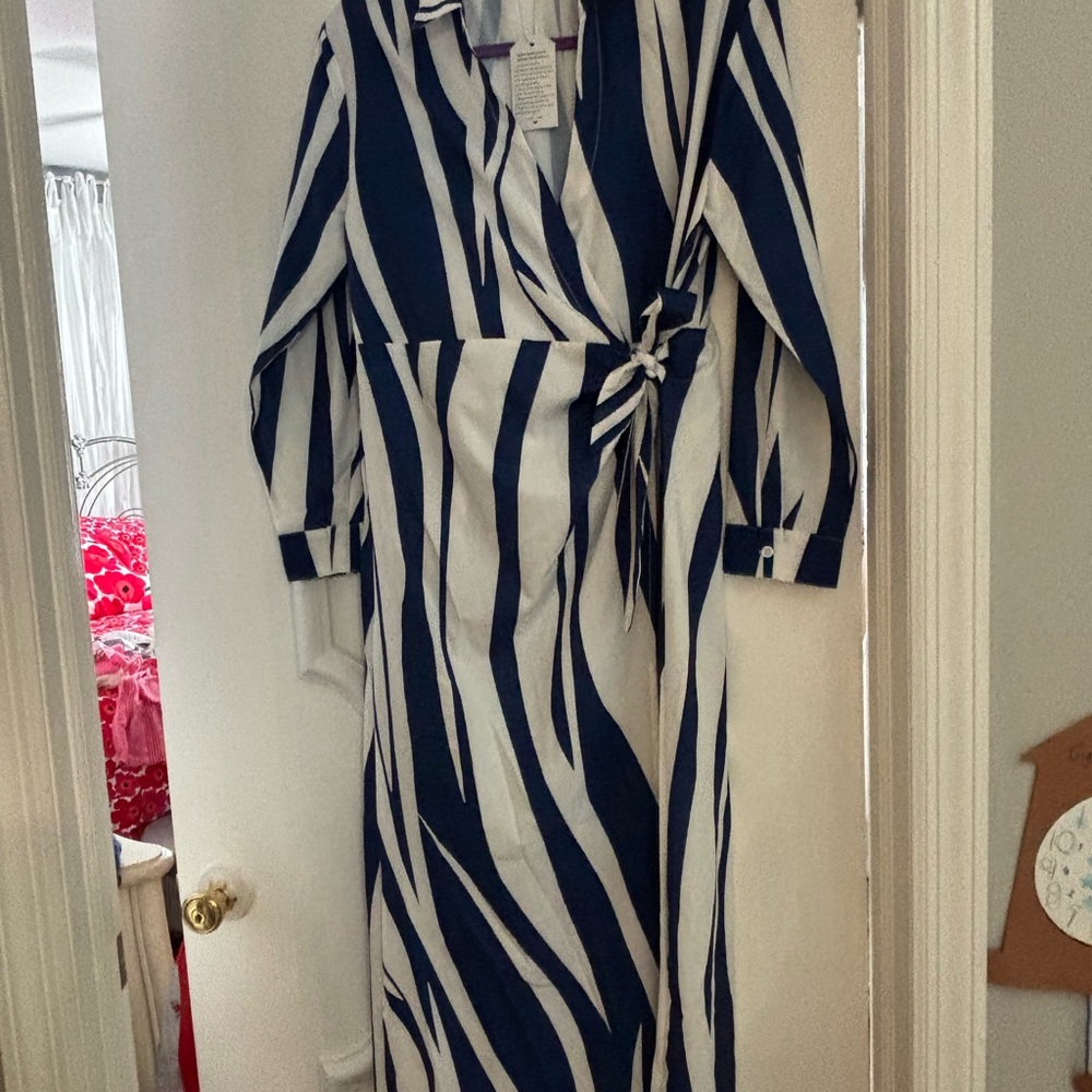 MAKE OFFER ! FUN Casual  Blue and White Wrap Dress
